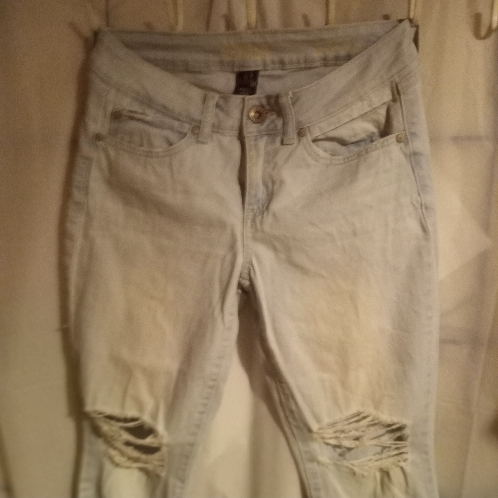 Rewash Size 5 Vintage Reunion Classic Rise Crop Frayed Ripped Knees